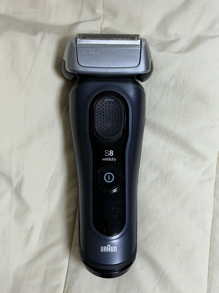 브라운 전기면도기 S8 이미지