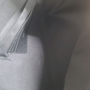 오블리크 패턴 클러치백 이미지