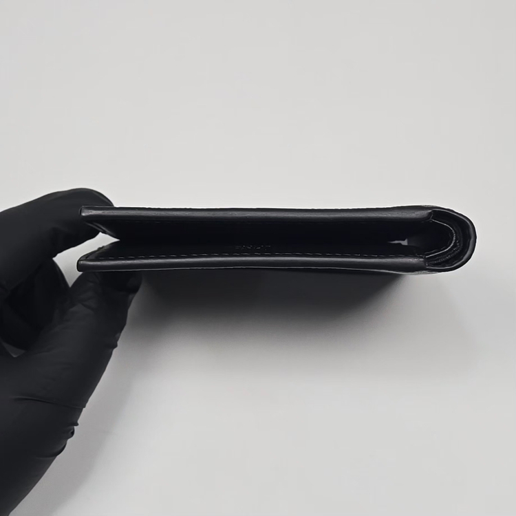 셀린느 캔버스 트리옹프 반지갑 이미지