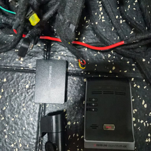 아이나비 퀀텀4k + 커넥티드 + 64gb 메모리