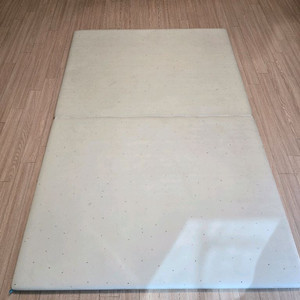 쁘띠메종 접이식 매트 4개 (커버 새것있습니다) 이미지