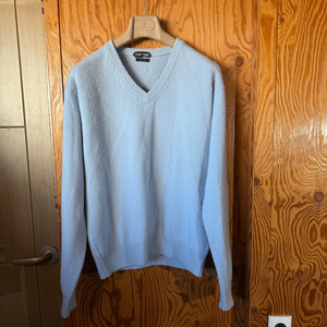 톰포드 캐시미어 니트 판매 합니다.