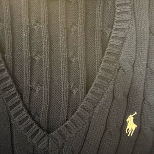 폴로브이넥니트55.정품. 이미지