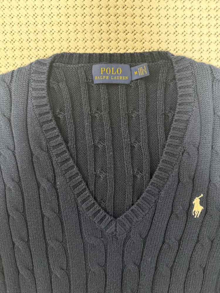 폴로브이넥니트55.정품. 이미지