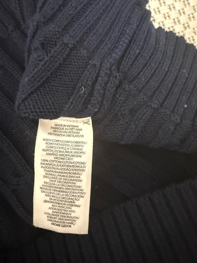 폴로브이넥니트55.정품. 이미지