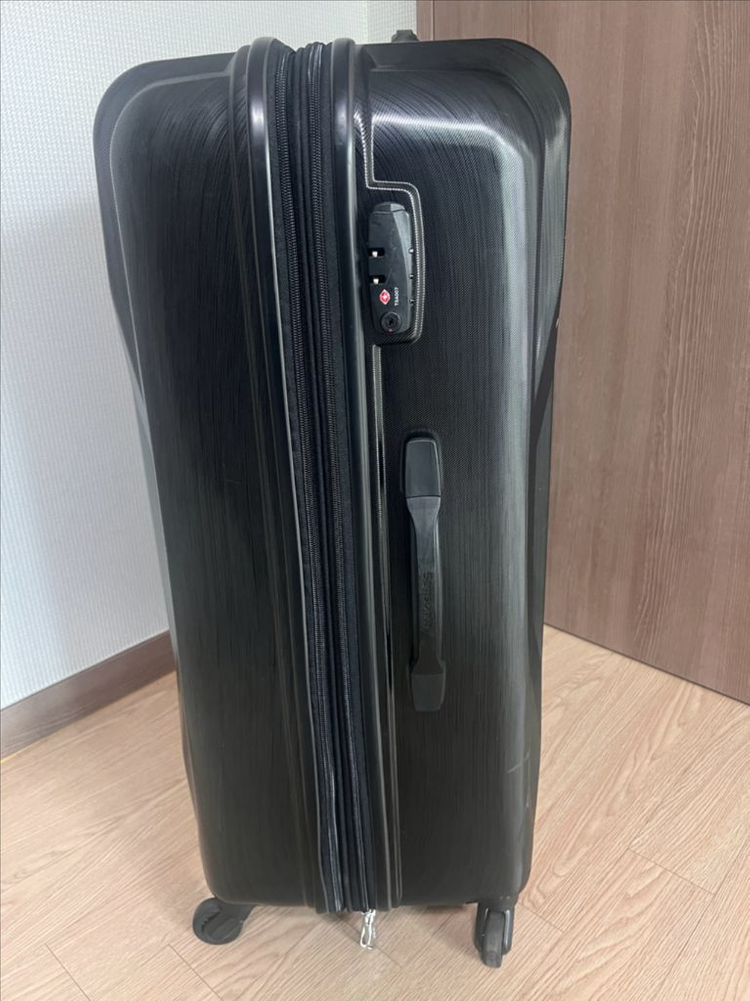 샘소나이트 29인치 캐리어--4