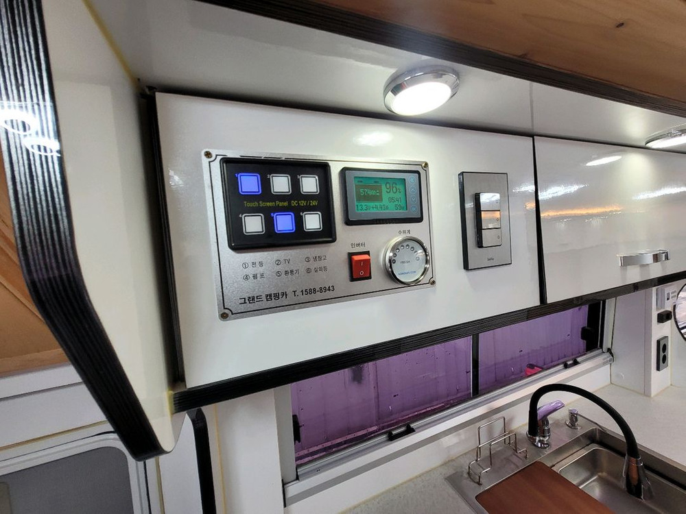 카운티 캠핑카 인산철 배터리 600A태양광 1000W 이미지