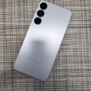 (특AAA급) 갤럭시 S25플러스 256G 아이스블루 25년 4월개통 정상해지공기계 75만팝니다@ 이미지