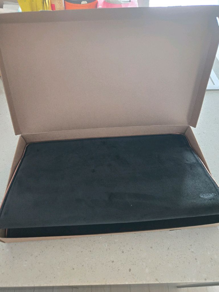 다이슨 에어랩 휴대용 파우치 새상품 이미지