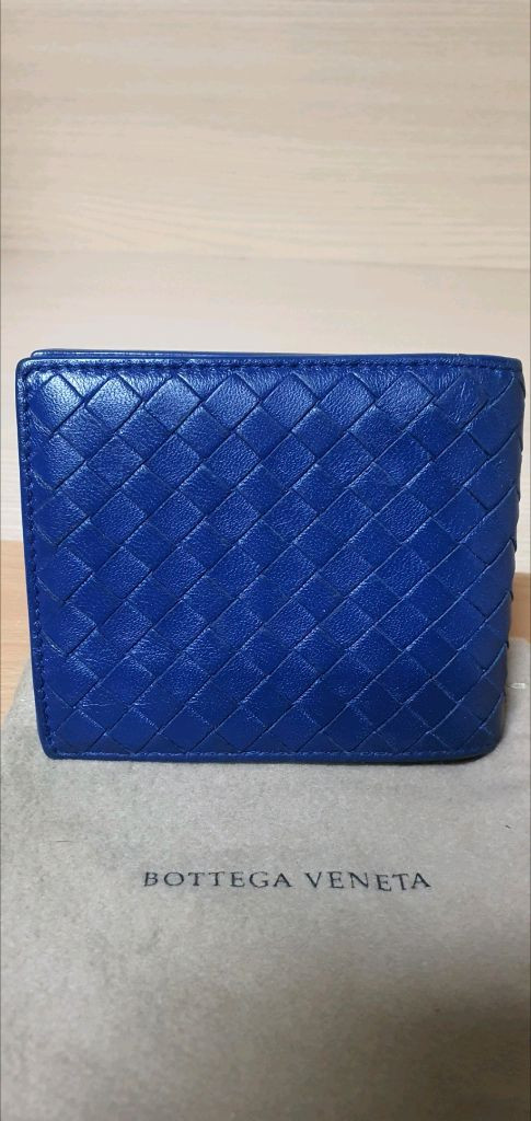 보테가베네타 반지갑 블루 정품A급(감정O)구찌프라다루이비통디올고야드샤넬셀린느보테가생로랑발렌시아가버버리가방--2