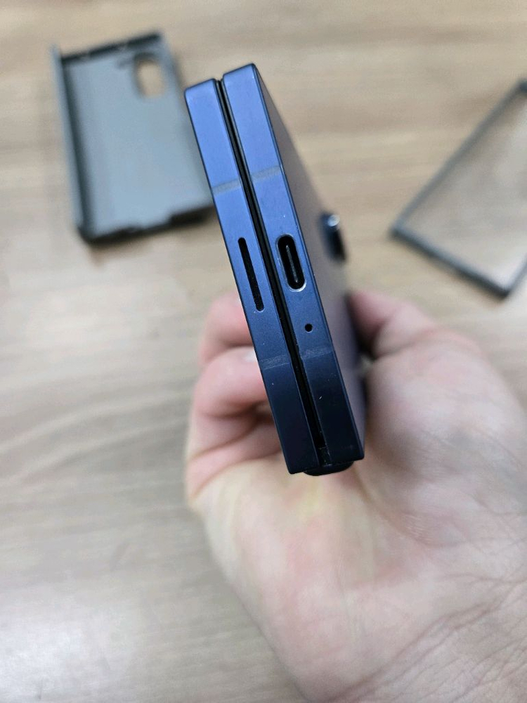 갤럭시폴드6 512GB 번인--2