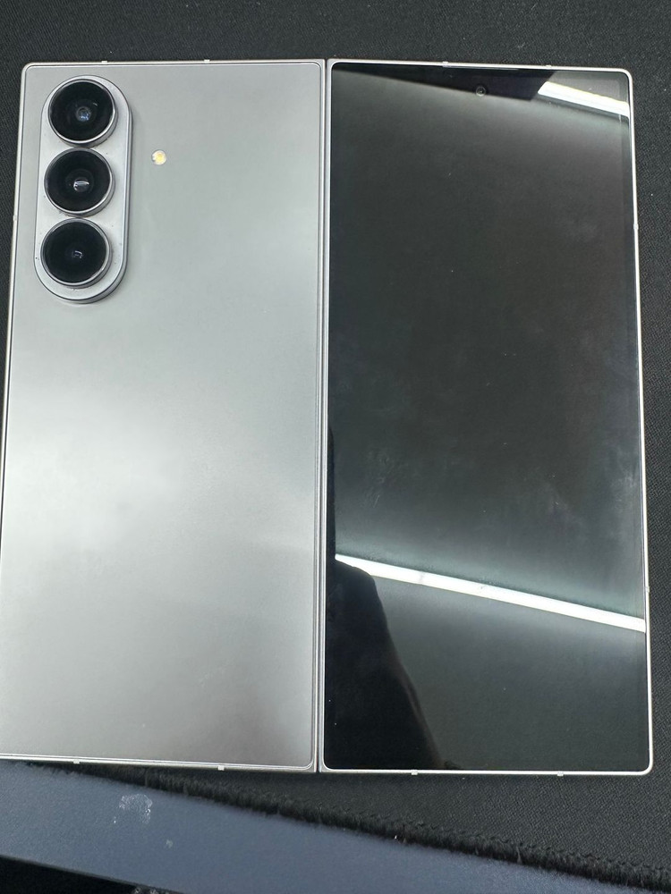 z폴드7 512GB--1