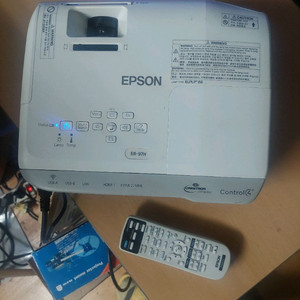 엡손 2700안시 프로젝터 EB-97H 이미지