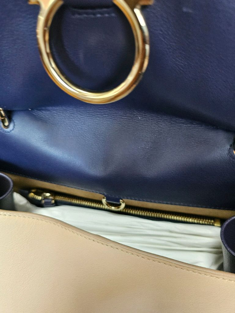 페라가모 간치니 톱핸들백 이미지