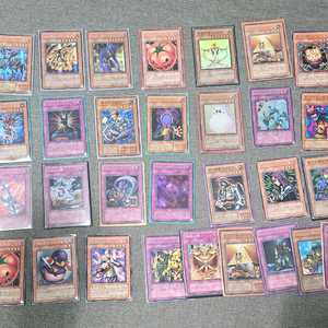 유희왕 일판 고전 카드 팝니다 이미지