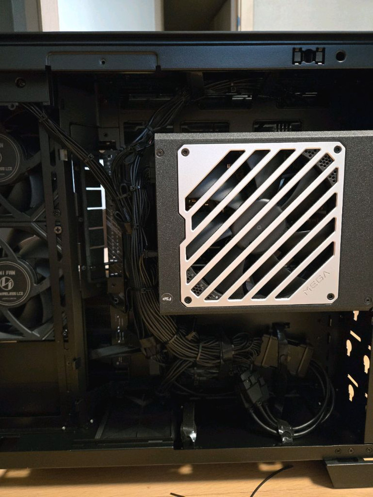 9800x3d rtx5080 리안리세팅 하이엔드급 본체--3