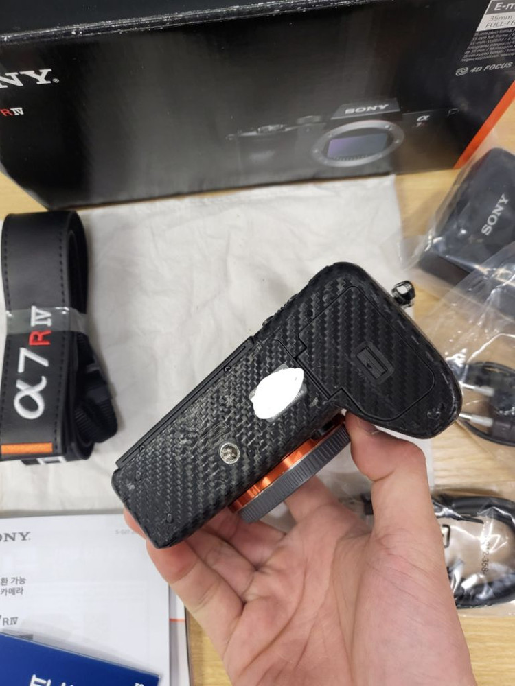 소니a7r4a 깨끗한 풀박스바디판매합니다 교환도받아요--3