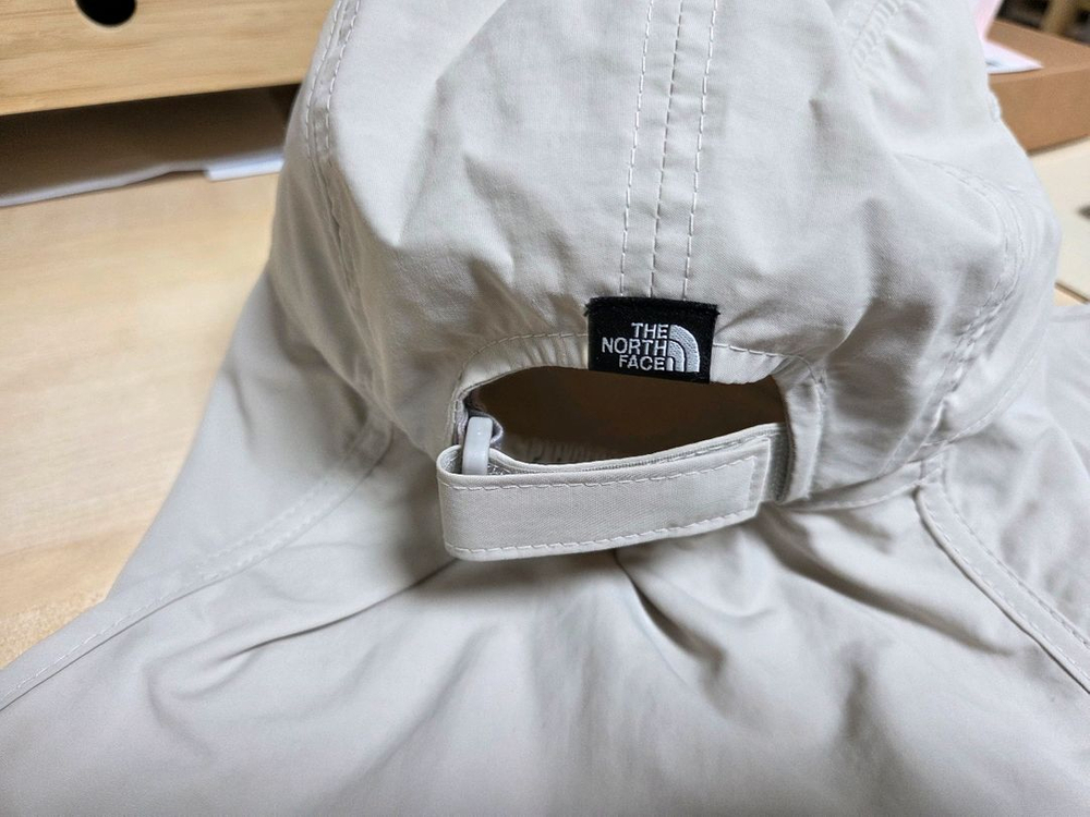 노스페이스 햇빛가리개 쉴드캡 판매합니다 이미지