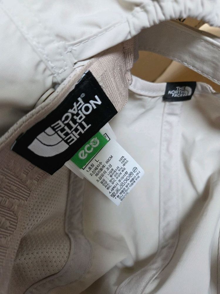 노스페이스 햇빛가리개 쉴드캡 판매합니다 이미지