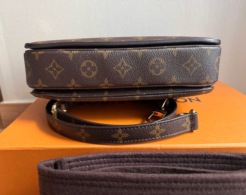 루이비통 포쉐트 메티스 이미지