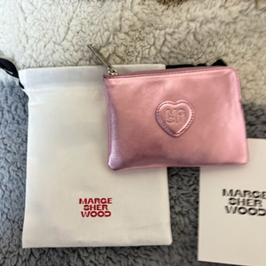 마지셔우드 하트 지퍼지갑
