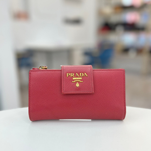 [중고명품 럭스올 울산점]프라다 사피아노 레더 플랩 중지갑 1ML005