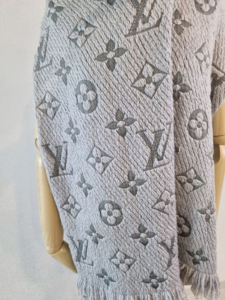 루이비통 머플러 목도리 이미지