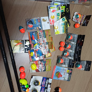 각개가능)바다낚시대(삼우:렉서스s2 f대) 릴 하이퍼포스 거치대 쯔리겐 찌 등 종합팝니다 이미지