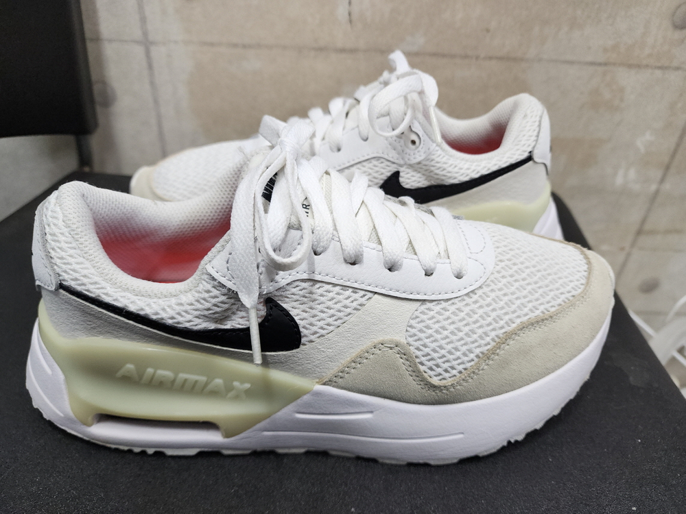 (240)나이키 우먼스 에어맥스 시스템 런닝화/240mm/상태우수 이미지