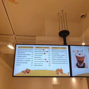 [23년 10월식] 삼성 32인치 4K UHD 스마트 사이니지 모니터 이미지