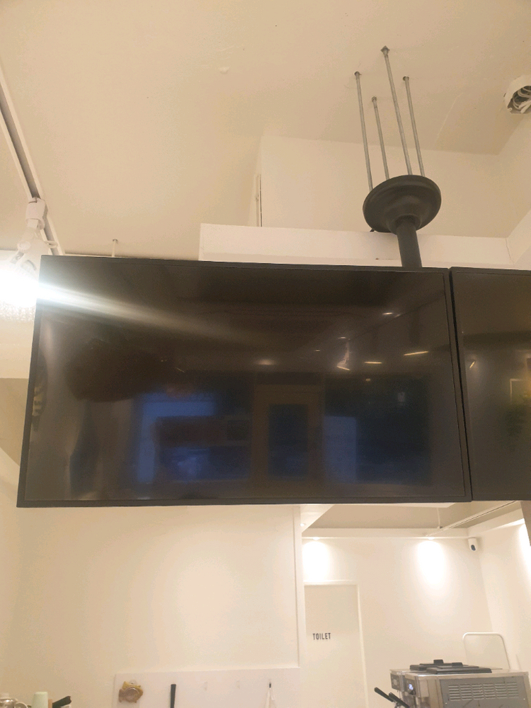 [23년 10월식] 삼성 32인치 4K UHD 스마트 사이니지 모니터 이미지