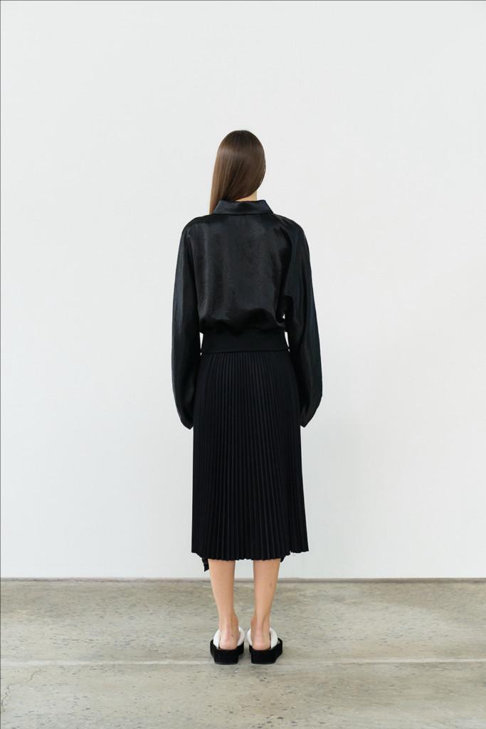 메종마레 벌룬 슬리브 새틴 하프집--1