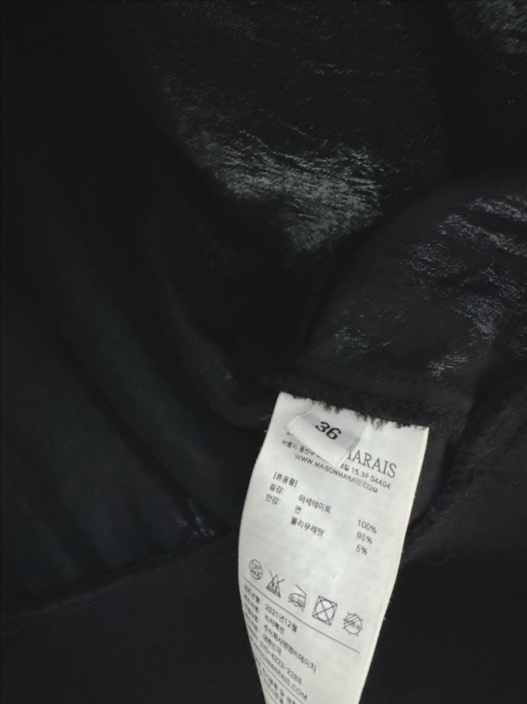 메종마레 벌룬 슬리브 새틴 하프집--5