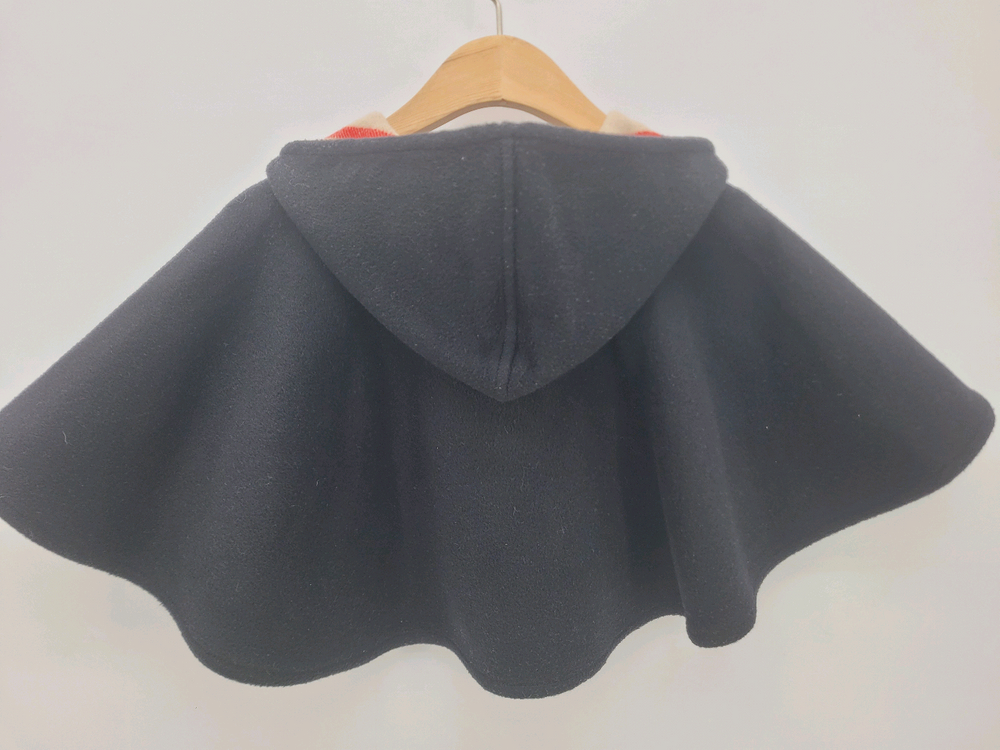 버버리 3980734 키즈 후드 체크 울 A라인 케이프 블랙 M--1