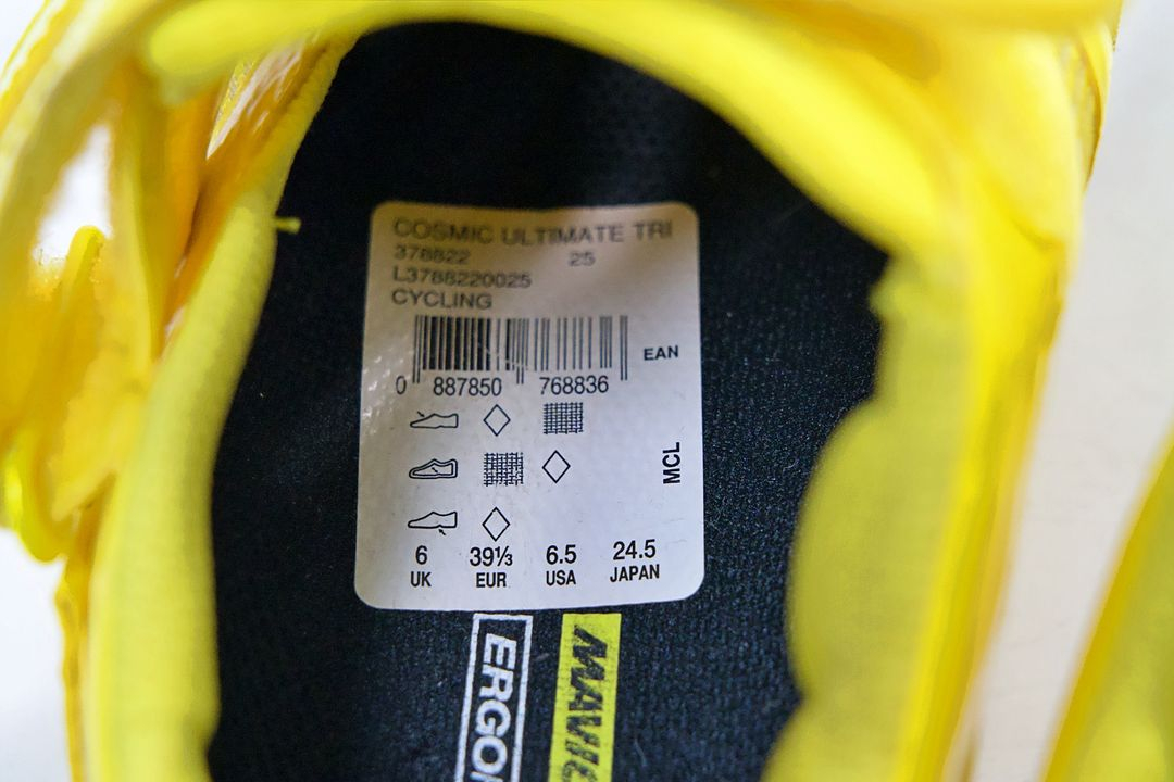 마빅 코스믹 얼티메이트 트라이애슬 uk 6 사이즈 판매합니다.--5