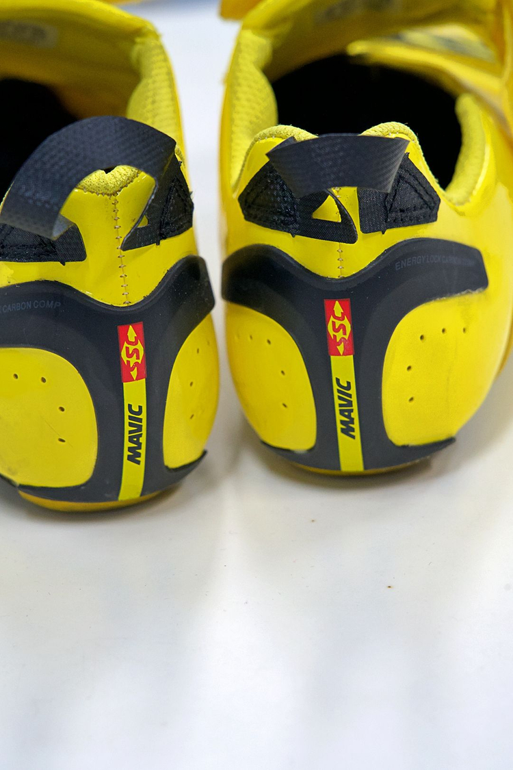 마빅 코스믹 얼티메이트 트라이애슬 uk 6 사이즈 판매합니다.--8