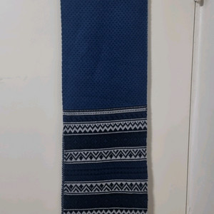 바나나리퍼블릭 블루 패턴 울 목도리