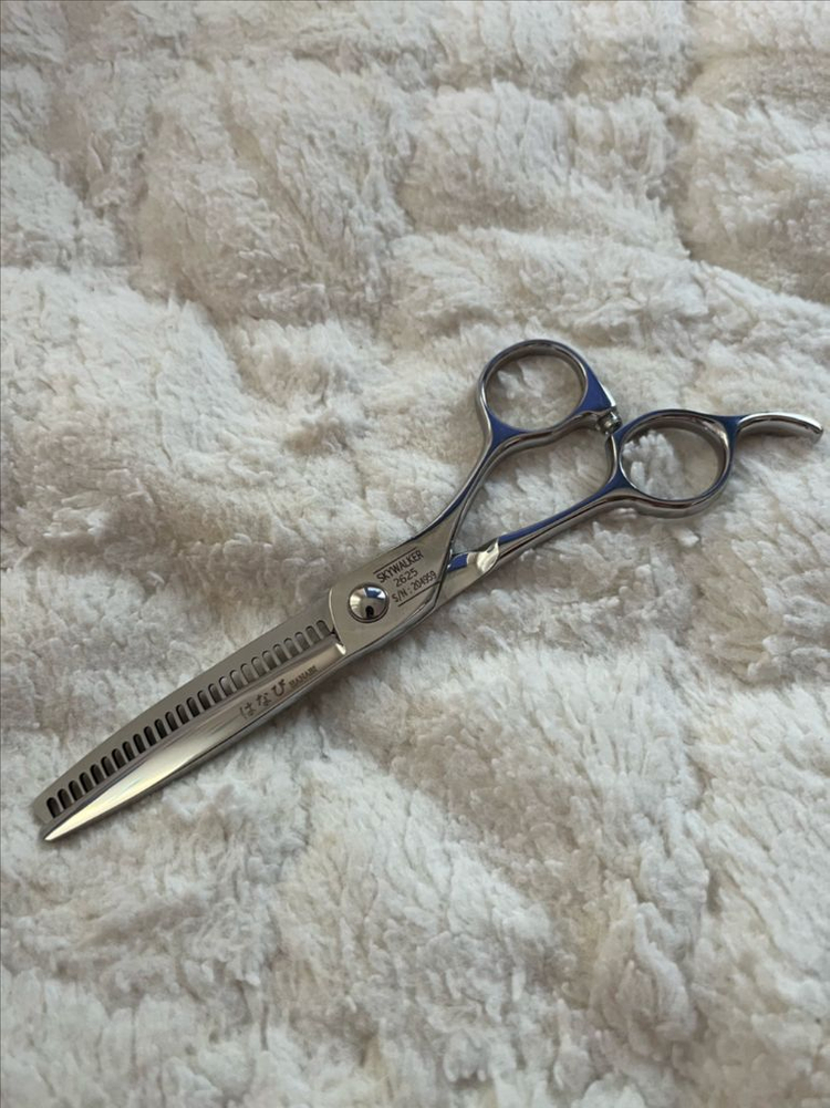 하나비 틴닝 가위(미용가위)--1
