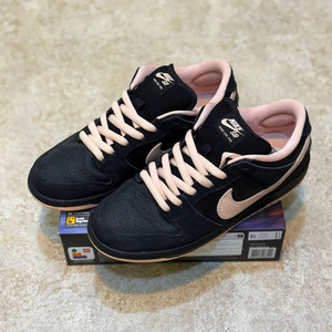 나이키 SB 덩크 로우 블랙 워시드 코랄 260 판매합니다