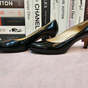 프라다 여성 로퍼 구두 펌프스 245