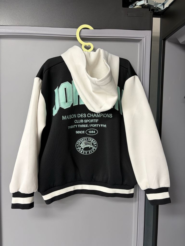 조던 키즈 봄 점퍼 6-7y 116/122--1