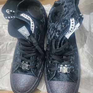 컨버스 척 테일러 올스타 하이 탑 스니커즈 블랙 실버