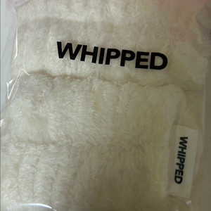 휩드 비건 팩클렌저 선물 포장 새상품 클렌져 클렌징폼 세안 밴드