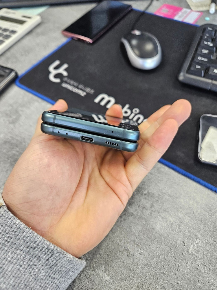 S급 실사진 삼성 갤럭시Z플립3 공기계 정품 중고폰--3