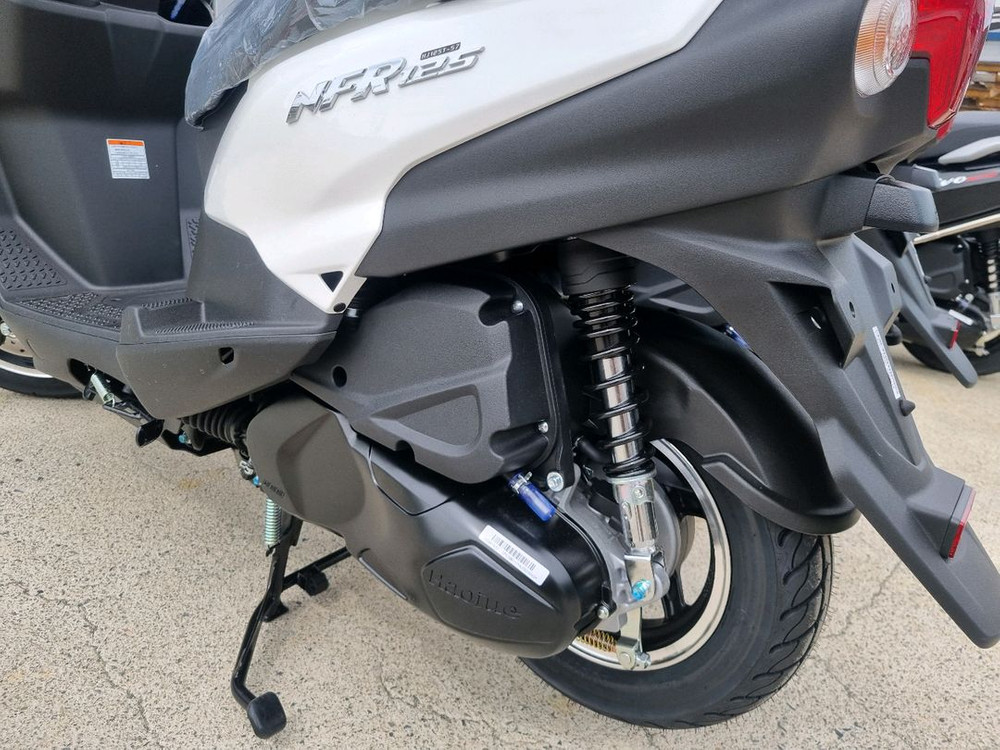 NFR125 하우즈스즈끼 최신혓 이미지