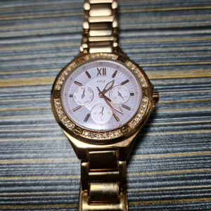 .S.T 로즈골드 여성 메탈 시계 깨끗해요