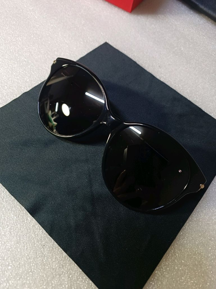 정품 페라가모 선글라스 sf2024slbk 풀박스 이미지