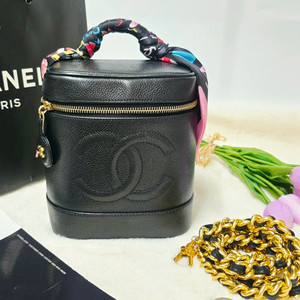샤넬캐비어베니티백 숄더백 토트백 탭핸들 정품