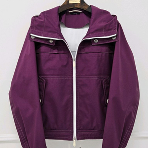 톰포드 후드 집업 아웃도어 자켓 [ 쿠치넬리 로로피아나 톰포드 루이비통 키톤 벨루티 에르메스 디올 ]