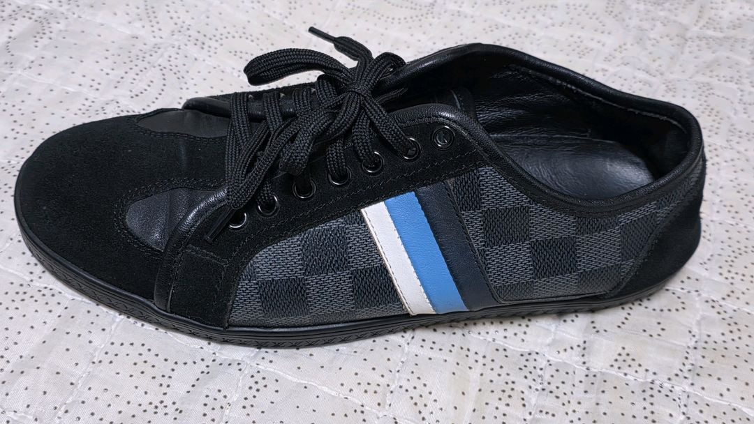 루이비통 남성스니커즈 다미에 그라피트 이미지